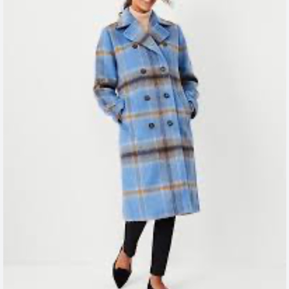Beautiful heavy Ann Taylor winter coat